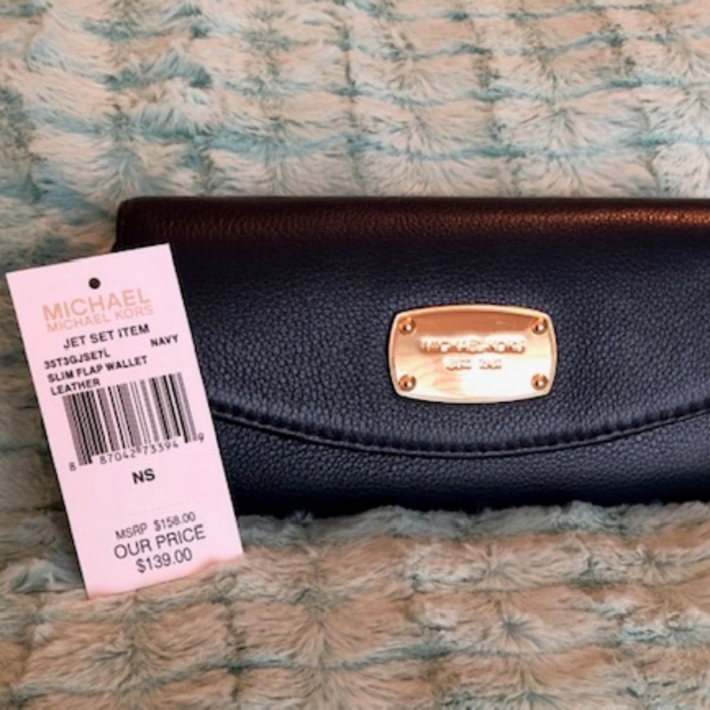 Michael Kors Slim Flap Wallet